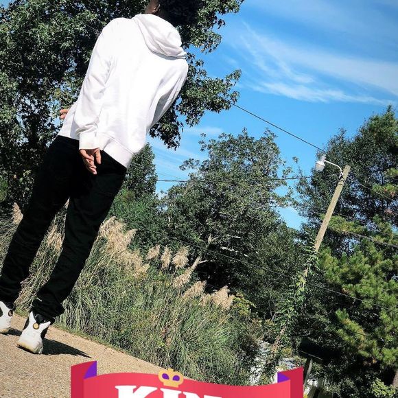 Meet your Posher, Edward - Picture 1 of 1